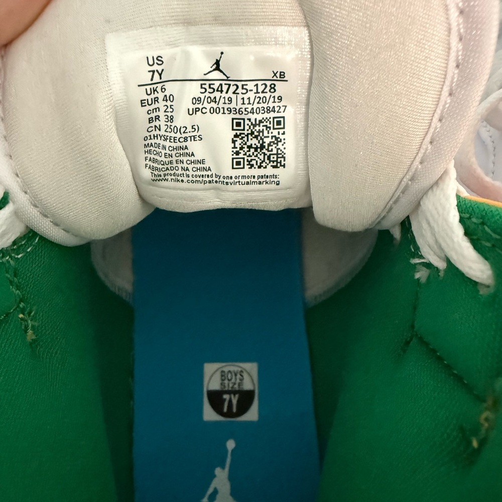 Jordan White Red High-Top Sneakers - Picture 5 of 10